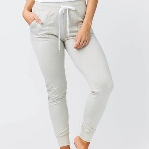 EUC Zyia Oatmeal Cozy Joggers